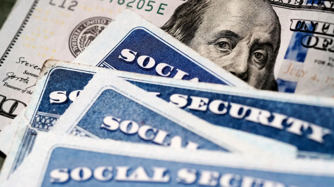 Congress to Vote on Bill That Could Increase Social Security Benefits for Millions of Public Servants