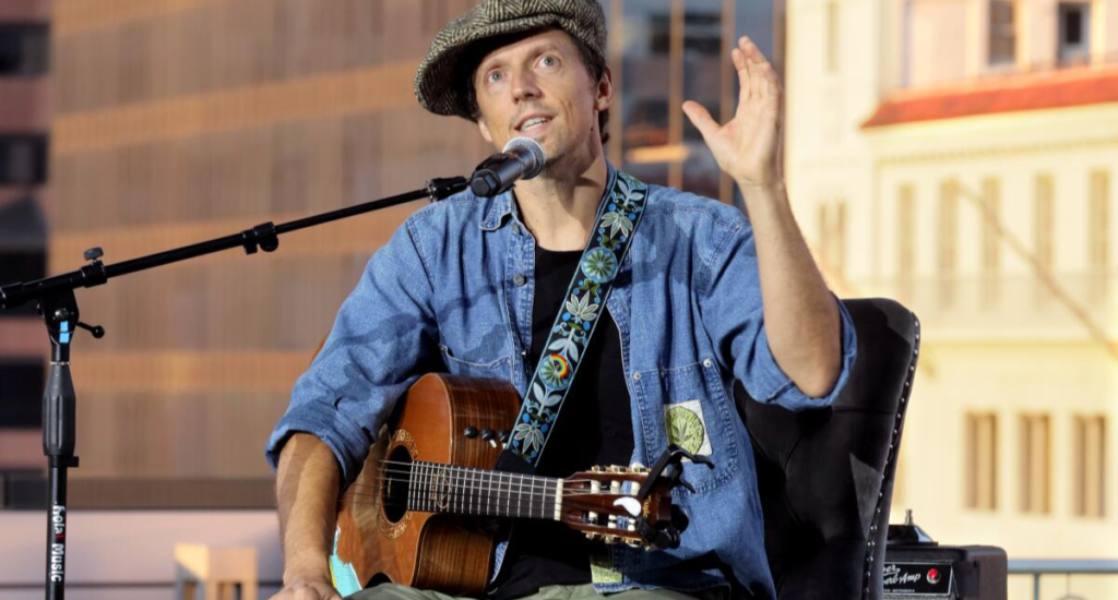 Jason Mraz's Sexuality: How His Divorce Led to New Acceptance of His Sexuality