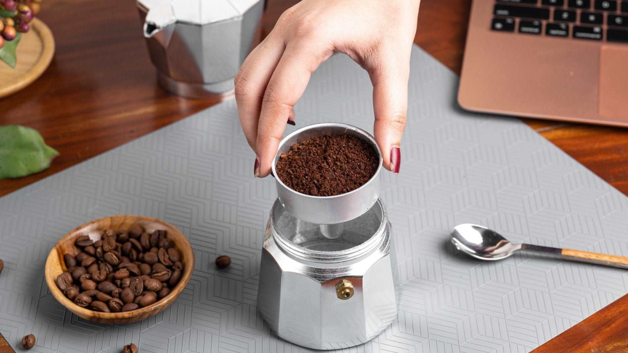 Why Sofia Vergara’s Moka Pot Is the Best Kitchen Accessory You Can Buy for Under $30