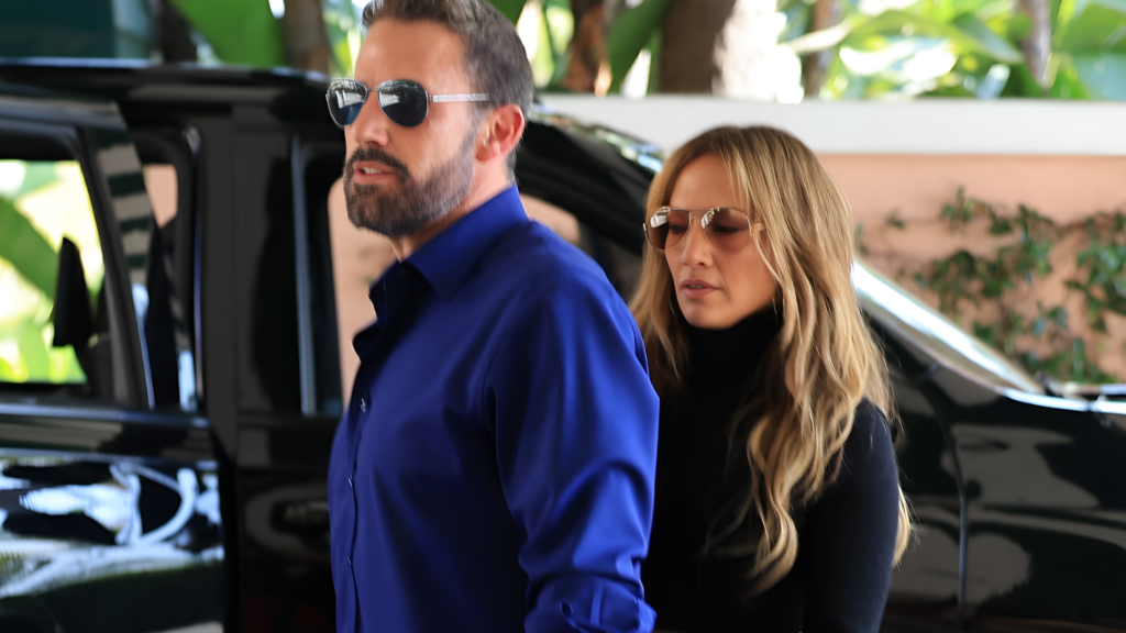 Jennifer Lopez and Ben Affleck Enjoy a Relaxing Family Lunch Together